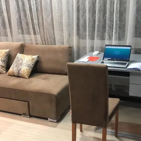 Large And Central Apartment In The Heart Of Baku, Close To Icheri Sheher Metro Station And The Fountain Square Exterior photo
