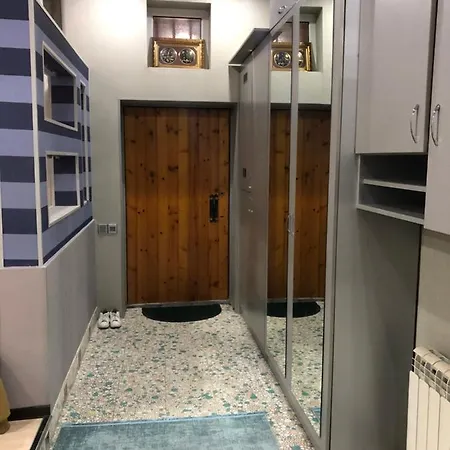 Large And Central Apartment In The Heart Of Baku, Close To Icheri Sheher Metro Station And The Fountain Square Exterior photo